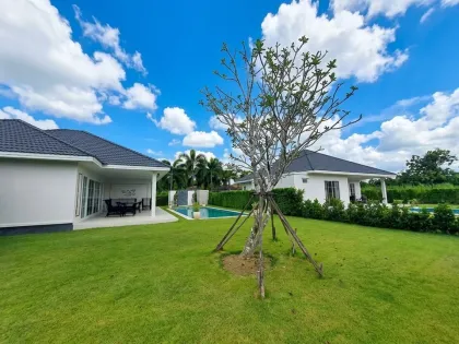 2-Bedroom 2-Bathroom Pool Villa Near Black Mountain, Phuket