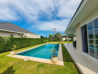2-Bedroom 2-Bathroom Pool Villa Near Black Mountain, Phuket