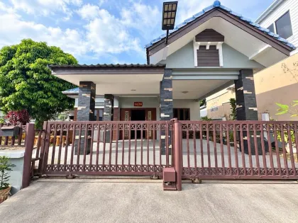 Einfamilienvilla mit 3 Schlafzimmern und 2 Bädern in Ratsada, Phuket Town