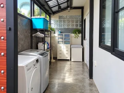 Villa 2 chambres près de l'aéroport de Phuket avec grand terrain