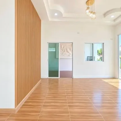 Renoviertes Eckhaus mit 3 Schlafzimmern nahe der Rajabhat Universität Phuket
