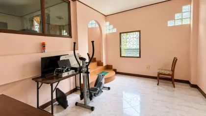 4 Schlafzimmer Einfamilienhaus zum Verkauf in Chalong, Phuket