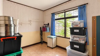 4 Schlafzimmer Einfamilienhaus zum Verkauf in Chalong, Phuket