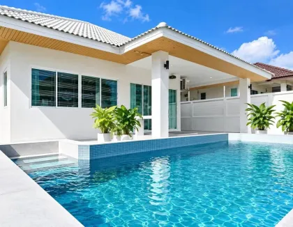 Вилла с 3 спальнями и частным бассейном рядом с Robinson Lifestyle Thalang