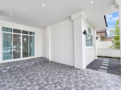 Villa renovada de 2 habitaciones en Sinsukthani Village, Thalang Phuket