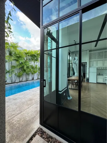 Villa con piscina de 3 dormitorios lista para entrar en Cherng Talay