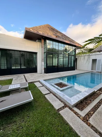 Villa con piscina de 3 dormitorios lista para entrar en Cherng Talay