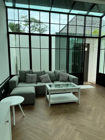 Villa con piscina de 3 dormitorios lista para entrar en Cherng Talay
