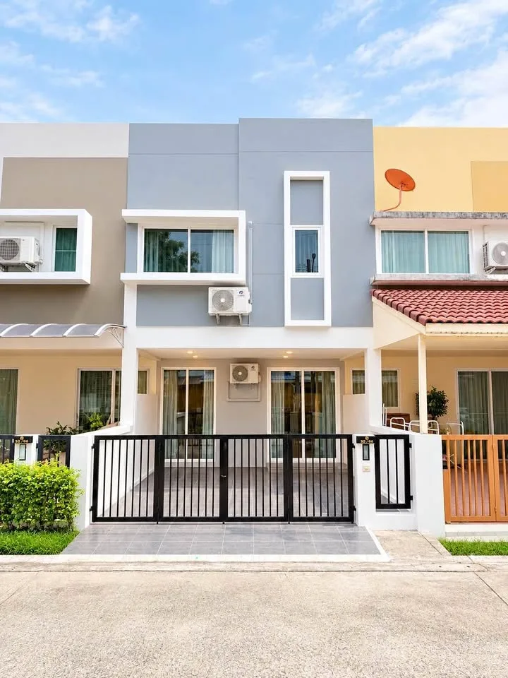 2-Bedroom, 2-Bathroom Townhouse in Phuket Town Ready to Move In