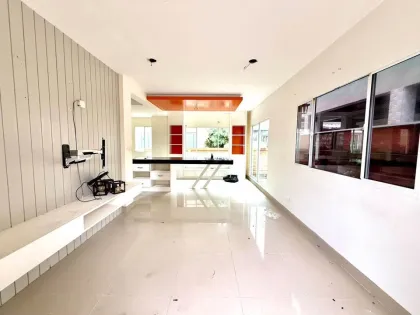 Verkauf Doppelhaushälfte 3 Schlafzimmer 2 Bäder in Passorn Kathu, Phuket
