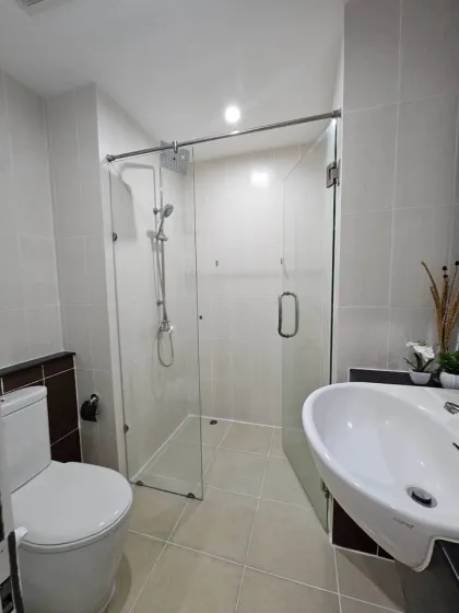 อพาร์ตเมนต์ 1 ห้องนอน 1 ห้องน้ำที่ The Nice Condotel, ราไวย์