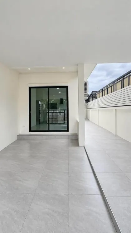 Maison jumelée 2 chambres à vendre à Sukpirom Village, Thalang