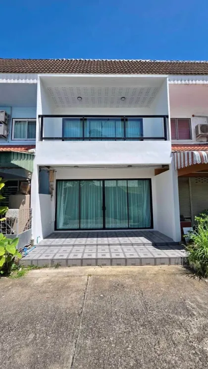 Casa adosada 2 habitaciones 2 baños en Singthao Village, Kathu