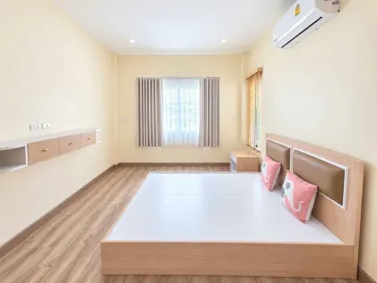 Villa de 3 habitaciones con piscina privada cerca del Hospital Mission en Phuket Town