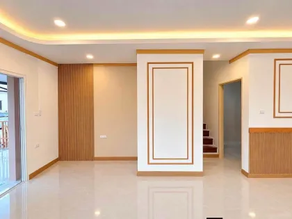 Casa en esquina de 4 habitaciones y 2 baños en venta en Rawai, Phuket