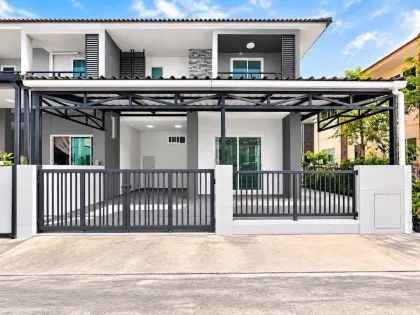บ้านทาวน์เฮาส์แปลงมุม 2 ชั้น 4 ห้องนอน 2 ห้องน้ำ ในถลาง