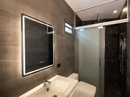 Brandneue Moderne 3-Zimmer-Poolvilla im Zentrum von Rawai