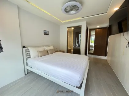 Luxusvilla mit 3 Schlafzimmern und Panoramablick auf das Meer in Kata