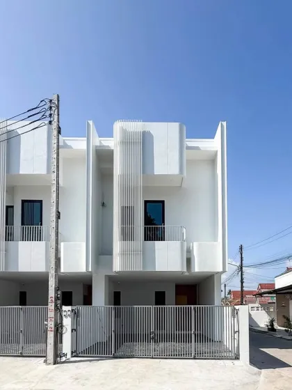 Modernes 3-Schlafzimmer, 3-Badezimmer Haus in Chalong, Phuket