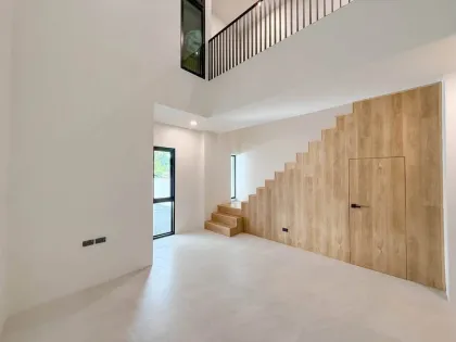 Modernes 3-Schlafzimmer, 3-Badezimmer Haus in Chalong, Phuket