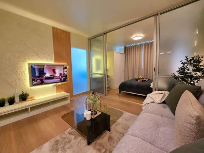 Apartamento renovado en Dcondo Mine Kathu de 1 dormitorio en venta