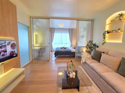 Apartamento renovado en Dcondo Mine Kathu de 1 dormitorio en venta