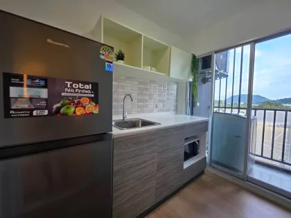 Apartamento renovado en Dcondo Mine Kathu de 1 dormitorio en venta
