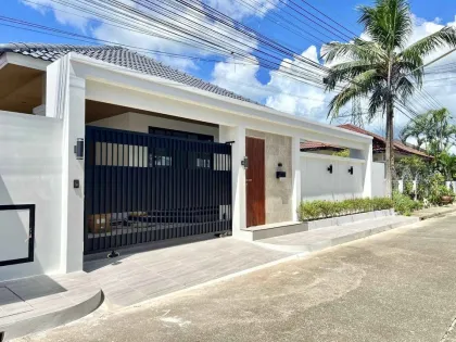 Casa independiente de 3 dormitorios y 2 baños en Suan Neramit 1, Rawai