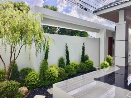 Casa independiente de 3 dormitorios y 2 baños en Suan Neramit 1, Rawai