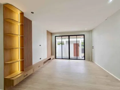 Casa independiente de 3 dormitorios y 2 baños en Suan Neramit 1, Rawai