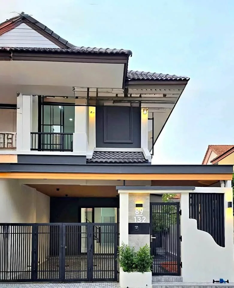3-Bedroom, 2-Bathroom Modern Villa in Wichit, Phuket