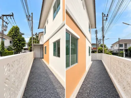 Maison d’angle 3 chambres 2 salles de bains à Pruksa-Khaen Village, Thalang, Phuket