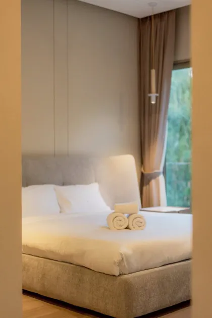 Villa neuve avec piscine privée à vendre à Chalong
