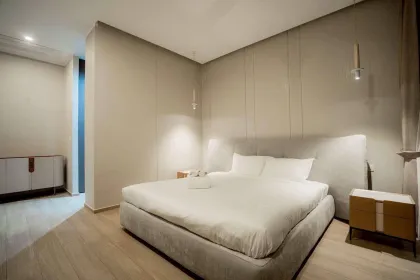 Villa neuve avec piscine privée à vendre à Chalong