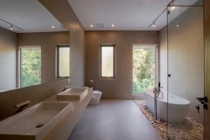 Neue Poolvilla zum Verkauf in Chalong, Phuket