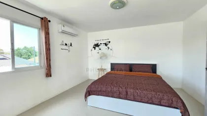 Halbfreistehendes Haus 2 Schlafzimmer 2 Bäder in Bandon, Thalang