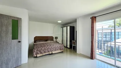 Halbfreistehendes Haus 2 Schlafzimmer 2 Bäder in Bandon, Thalang