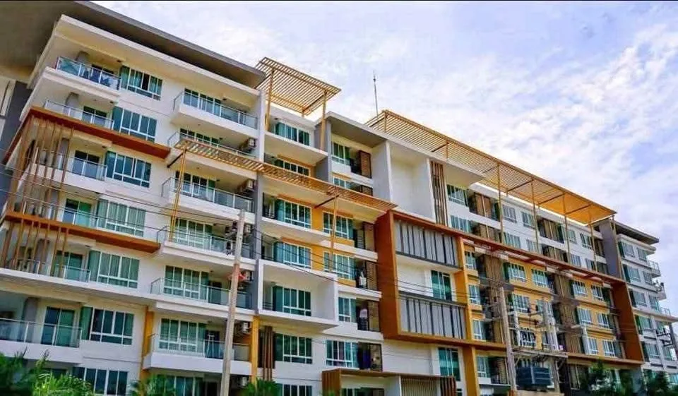 Apartamento amueblado de 1 dormitorio en venta en Kathu