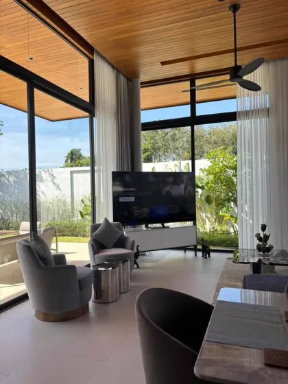 Вилла с 3 спальнями и частным бассейном в Botanica Four Seasons, Таланг