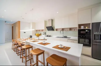 Moderne 3-Zimmer-Villa mit privatem Pool in Luxepride Phase 3, Cherng Talay