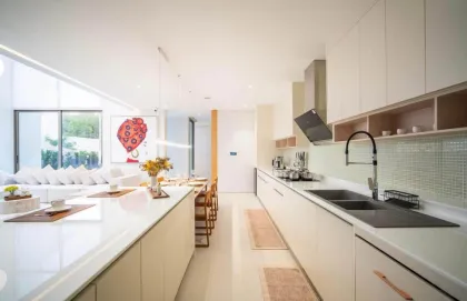 Moderne 3-Zimmer-Villa mit privatem Pool in Luxepride Phase 3, Cherng Talay