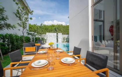 Moderne 3-Zimmer-Villa mit privatem Pool in Luxepride Phase 3, Cherng Talay