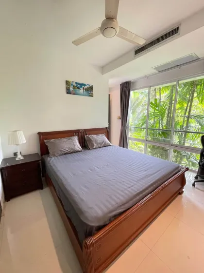 115 sqm 3-Bedroom Apartment with Pool Access in Kamala