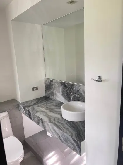115 sqm 3-Bedroom Apartment with Pool Access in Kamala