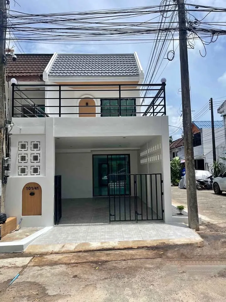 Maison moderne 3 chambres à vendre à Rawai, Phuket