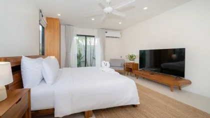 วิลล่าสระว่ายน้ำสุดหรู 4 ห้องนอนใน Anchan Villa เฟส 1, ลายัน