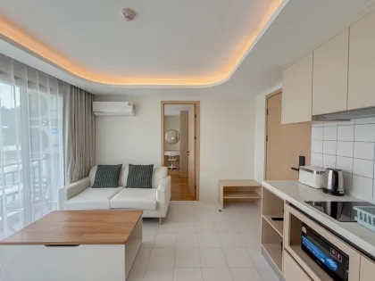 Bright 2-Bedroom Condominium Near Kamala Beach