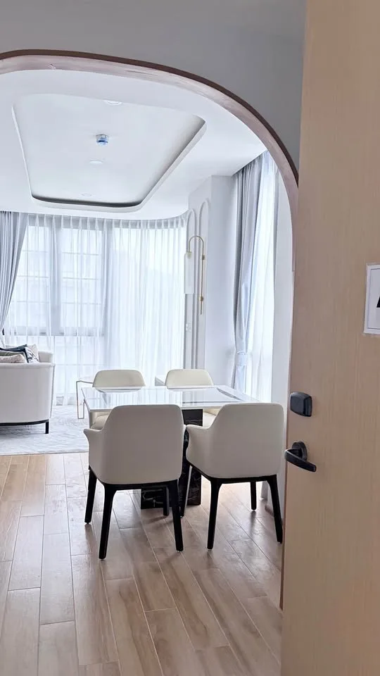Seltene Eckwohnung mit 1 Schlafzimmer in Cherngtalay