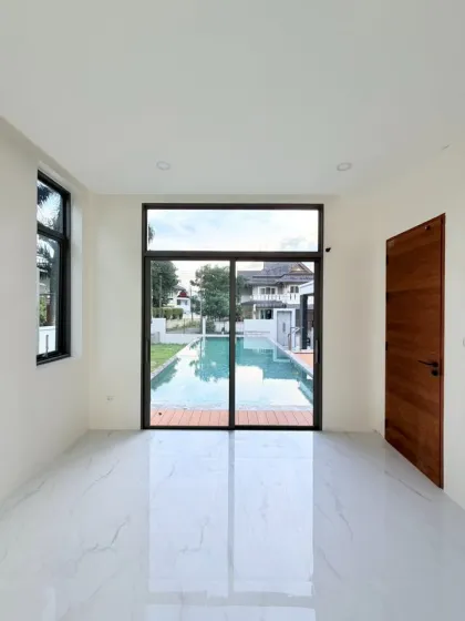 New 4-Bedroom Pool Villa Under Construction in Chalong