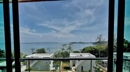 Вилла с бассейном и видом на море 3 спальни в Таланг, Пхукет